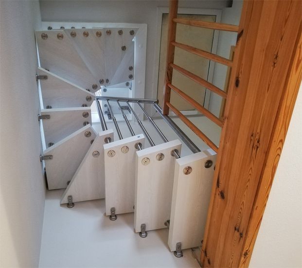 Raumspaartreppe_8a