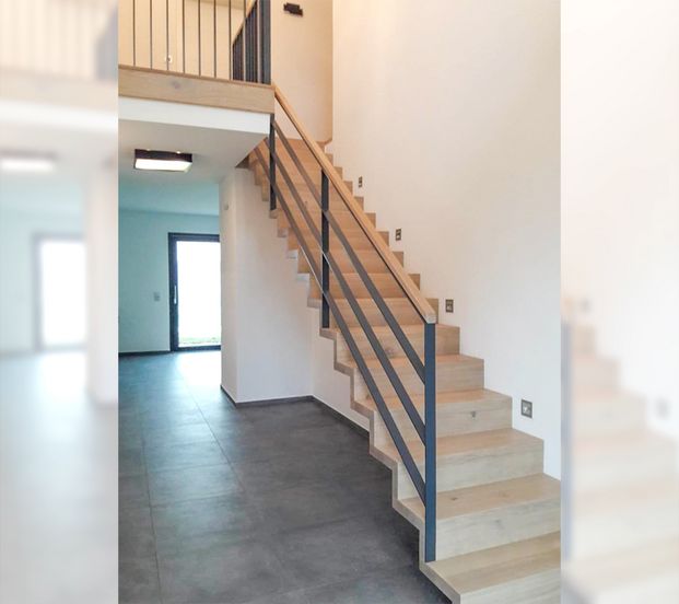 Faltwerktreppe_hell