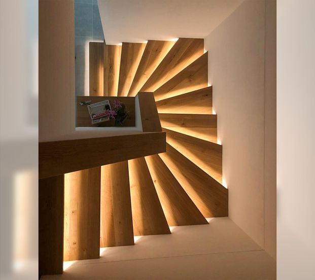 Stufen_Schraeg_mit_LED2